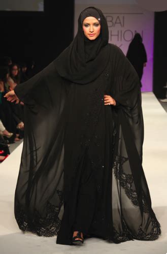 خليجية Abayat From An Emirati Designer Amal Murad Dubai Fashion Week Arab Fashion