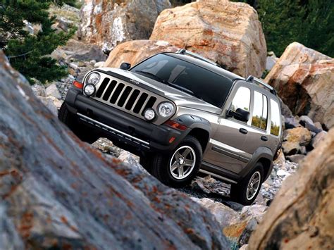 2005 Jeep Liberty Renegade 37 Jeep Pictures