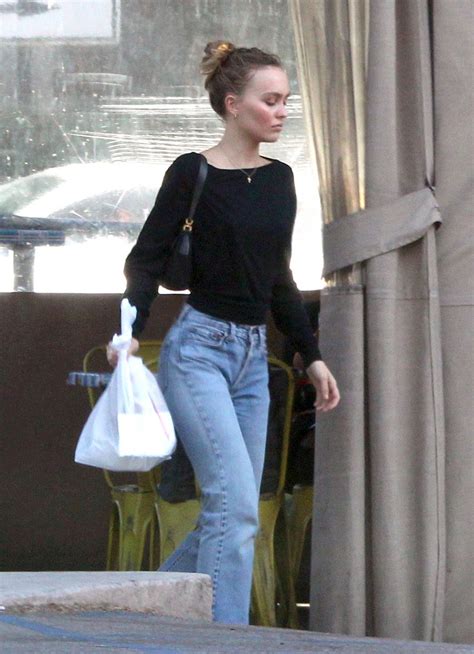 Lily Rose Depp Leaves Grocery Store In Los Angeles 10152019 Hawtcelebs