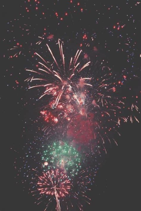 Free Download Pretty Colourful Fireworks Iphone Wallpapers Pinterest