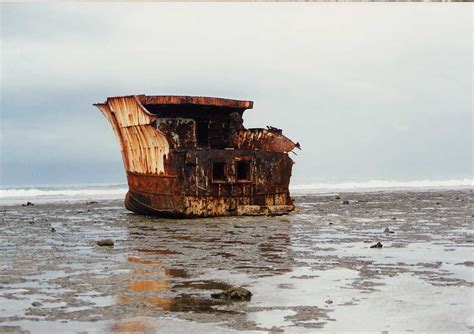 Dirk Hr Spennemann Modern Shipwrecks In The Marshall Islands