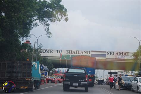 Bagi yang membawa kenderaan pinjam. Sebuah Istana Cerita: Berkereta Ke Thailand