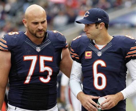 Pin By Lindsay Beaber On Bears Kyle Long Nfl Bears Sports
