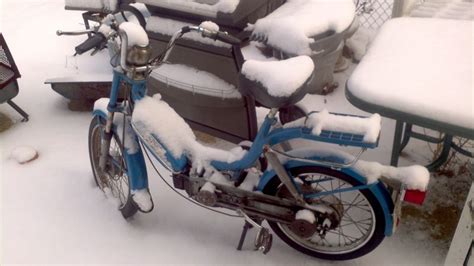 My Mopeds In The Snow — Moped Army