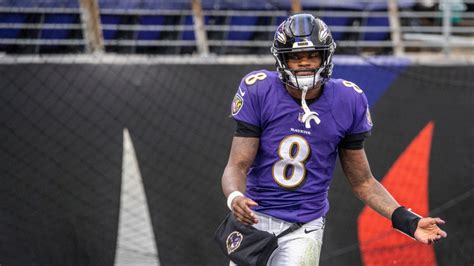 Lamar Jackson And His Mother Are Negotiating The Ravens Qbs Contract