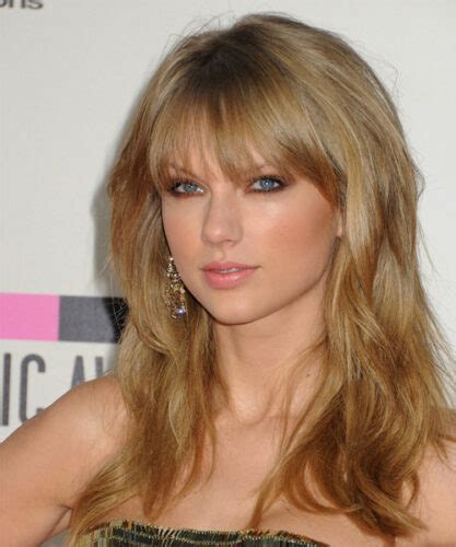 Taylor Swifts Favourite Hairstyles Hair Colors And Cuts