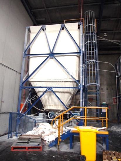 Used Cloth Bag Silo Capacity 50cu Mtr Flour Silos In Listed On