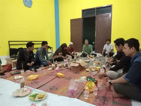 Hmi Komisariat Al Aziz Karawang Adakan Bukber Untuk Mempererat Tali Silaturahmi