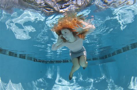 swimming pool underwater redhead floating skirt high heels savannah model wallpaper resolution