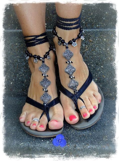 black goth barefoot sandals bare feet gothic jewelry by gpyoga hippie schuhe fußschmuck