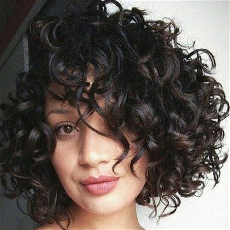 45 Chic Short Curly Hairstyles To Make You Look Cool Cute Hostess For