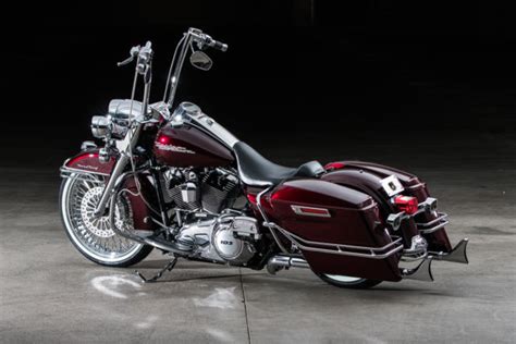 As a classic, they never truly left, but they definitely. 2011 Custom Road King Cholo Style Touring Bagger Candy ...