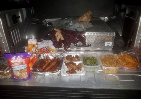 Texas Inmate Escapes Prison Only To Return With Booze Home Cooked Food