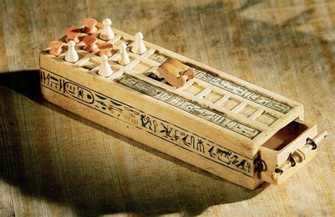 Tutankhamun S Board Game Senet 1333 Bc Egypt [2366x1533] R Imagesofegypt