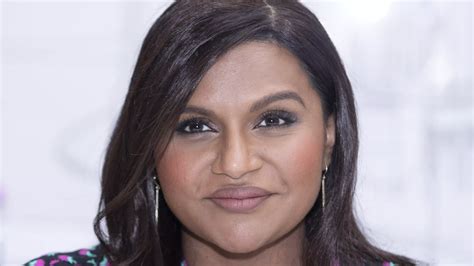 mindy kaling responds to backlash over playing velma in scooby doo spin off