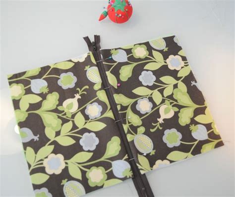 Fully Lined Zippered Box Pouch Pattern And Tutorial Its A Pretty