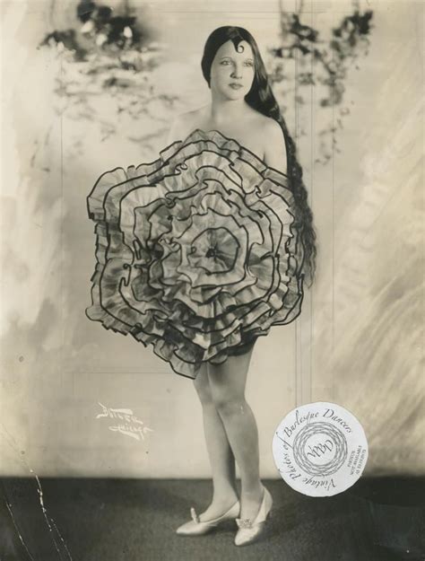 Vintage Photos Of Burlesque Dancers