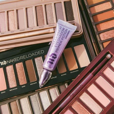 we found 7 budge proof eyeshadow primers to make your looks last all day eyeshadow primer