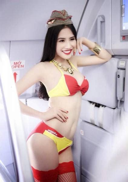 Sometimes Vietnamese Airline Company S Flight Attendants Slip Into Bikinis To Put On A Show