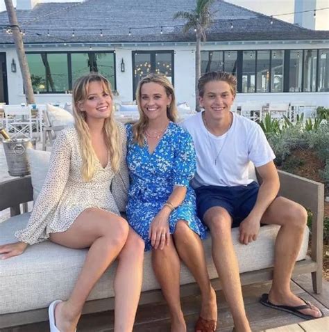 all we know about reese witherspoon s daughter ava philippe as she shares details on sexuality