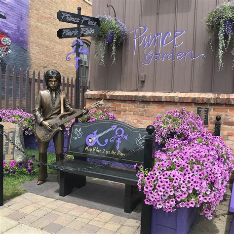 Photos Prince Statue Comes To Henderson Mplsstpaul Magazine