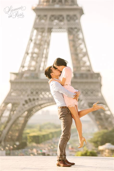 Sharon And Ivan S Eiffel Tower Mini Session L Amour De Paris English Speaking Photographers