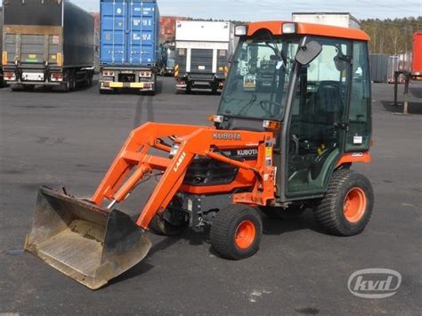 Kubota Bx2200 Compact Tractor Cab Loader V Plow And Spreader