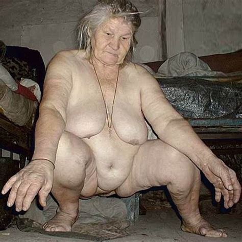 裸の非常に古いおばあちゃん プライベート写真自家製ポルノ写真