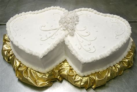 Two Heart Wedding Cake With Design Творческие идеи Творческий