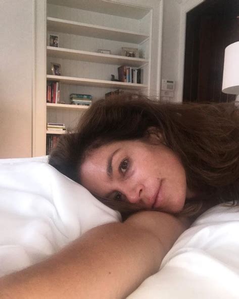 Wokeupthiswaychallenge Celeb No Makeup Selfies Cindy Crawford More