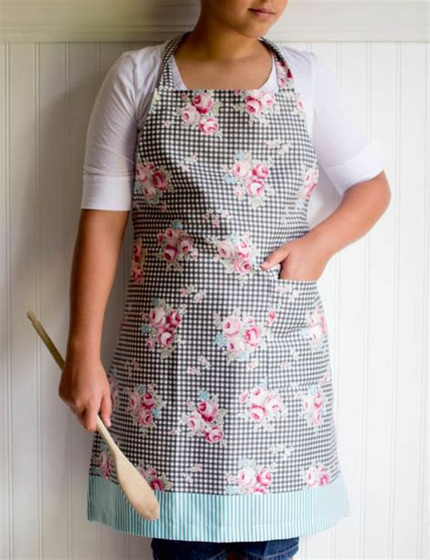 The Perfect Project For Beginners Sewing Aprons Sewing Ts Sewing