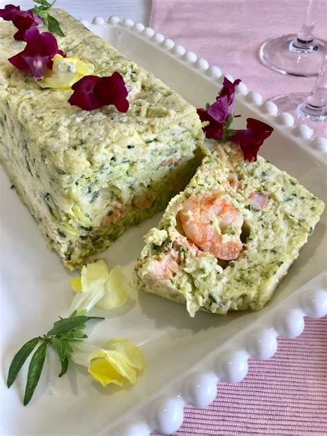 Terrine de courgette aux crevettes et au saumon fumé