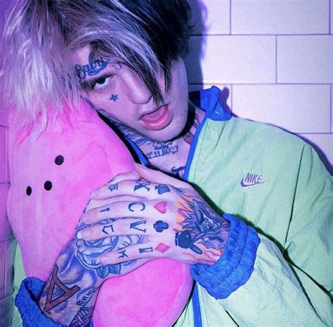 Pin By Tyler Cerulli On Lil Peep In 2020 Lil Peep Hellboy I Love You
