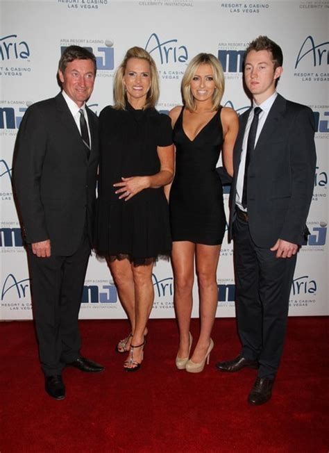 Wayne Gretzky Daughter Paulina Paulina Gretzky Dustin Johnson Welcome
