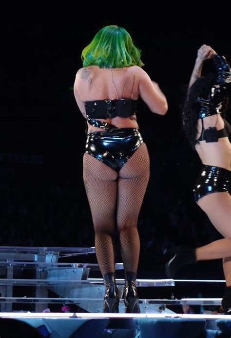 She Sets Her Own Boundaries Lady Gaga Shows Off Her Curves In Pvc Celebrity News Showbiz