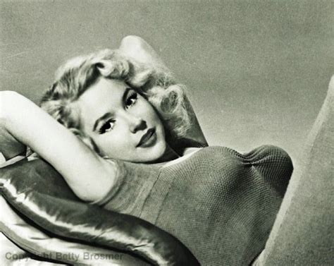 Beauty Queen Of 1950s Betty Brosmer Beauty Will Save