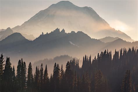 Mount Rainier Sun Beams 4k Wallpaper 4k