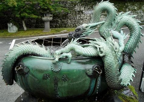 Metal Garden Sculpture Japanese Style Large Antique Bronze Dragon