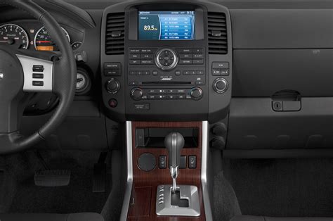 2013 Nissan Pathfinder Interior Revealed