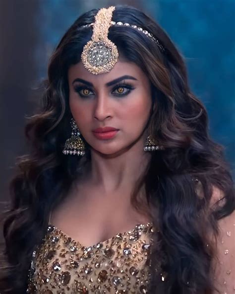 Mouni Roy As Junoon In Brahmastra Part One Shiva Gives Major Naagin Vibes Watch India Today