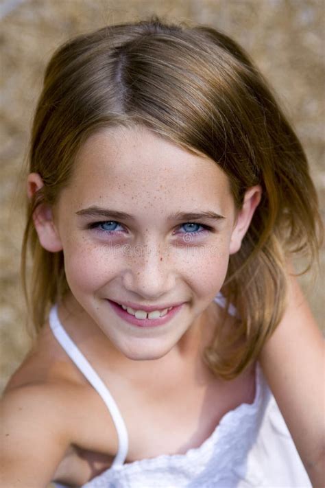 25904 Girl Tween Stock Photos Free And Royalty Free Stock Photos From