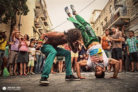 street capoeira capoeira brazilian martial arts martial arts