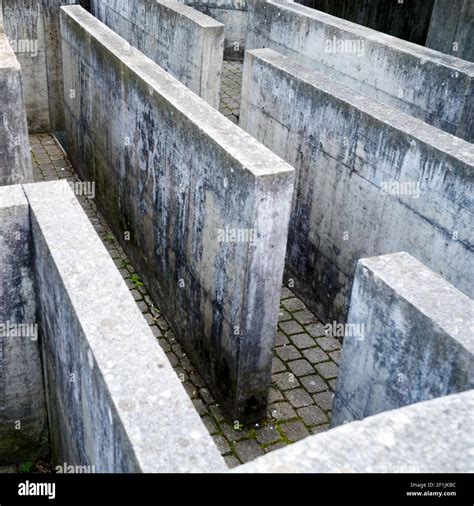 Concrete Maze Hi Res Stock Photography And Images Alamy