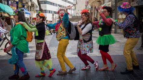 Try dragging an image to the search box. Get into party mode with these 10 Purim pics from Israel - ISRAEL21c