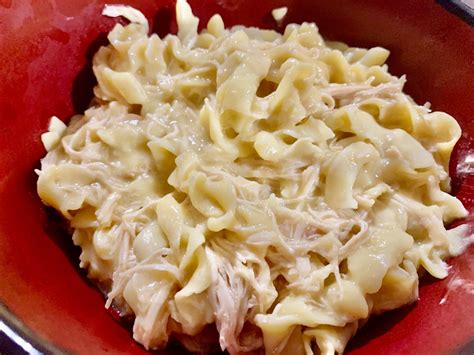 Only 4 Ingredients Tasty Chicken And Noodles Crock Pot Recipe