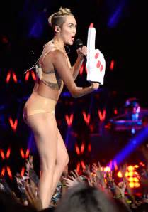 Miley Cyrus Pictures Hot Vma 2013 Mtv Performance 25 Gotceleb
