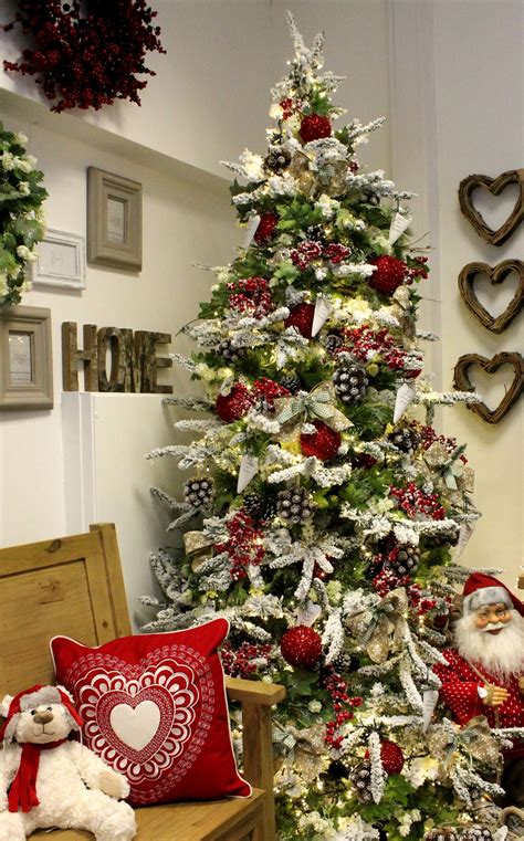 20 Red And White Christmas Tree
