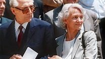 BND-Akten: Honecker feierte Orgien im Grunewald – B.Z. Berlin