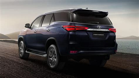 Toyotas 2021 Fortuner Suv Revealed In India Comes With 28 Litre