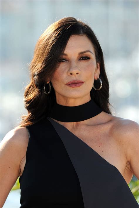919,954 likes · 40,580 talking about this. CATHERINE ZETA JONES at Cocaine Godmother Photocall at Mipcom in Cannes 10/16/2017 - HawtCelebs